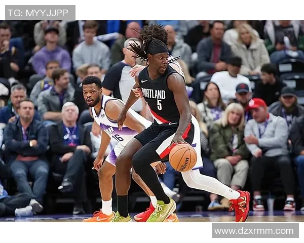 朱霍勒迪的篮球之路与职业生涯成就探讨 朱霍勒迪的篮球之路与职业生涯成就探讨