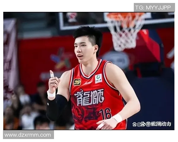 CBA激战广州队迎战青岛队双方全力争胜展现篮球魅力与团队精神