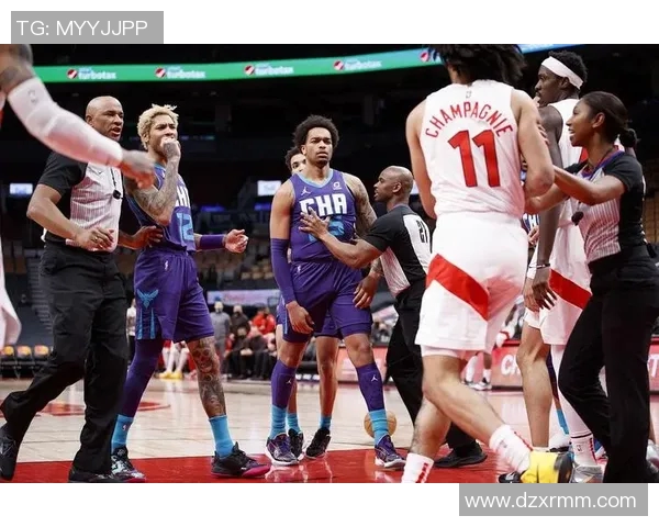 黄蜂队对阵猛龙队的比赛推荐与分析全方位解读